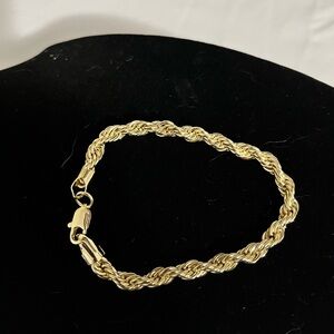 Elegant Gold Rope Chain Bracelet